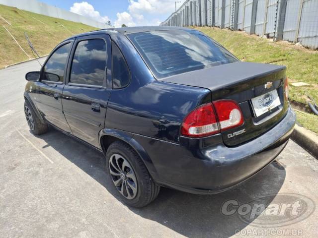 2011 CHEVROLET CLASSIC 