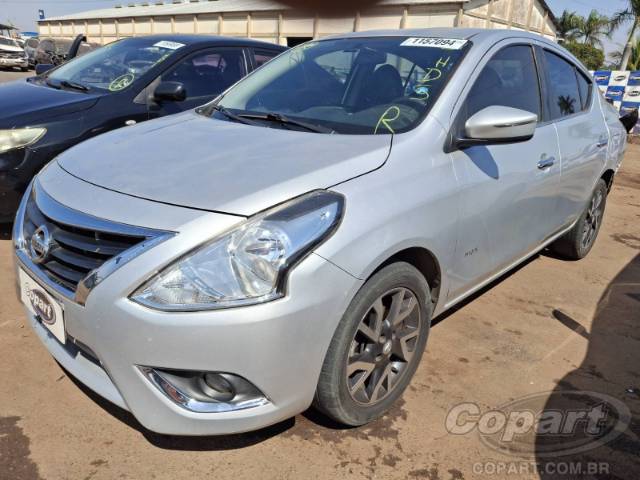2016 NISSAN VERSA 