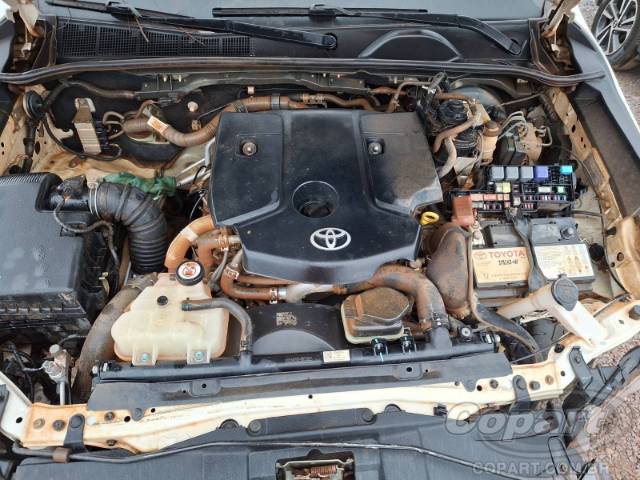 2024 TOYOTA HILUX CD 