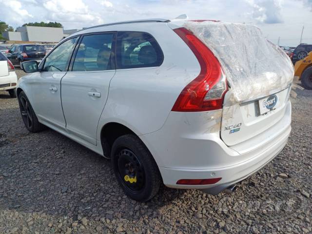 2015 VOLVO XC60 