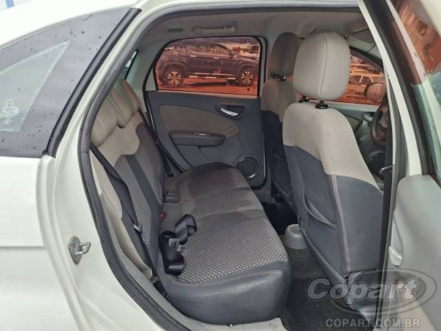 2013 FIAT GRAND SIENA 