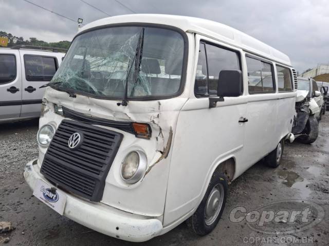 2013 VOLKSWAGEN KOMBI 