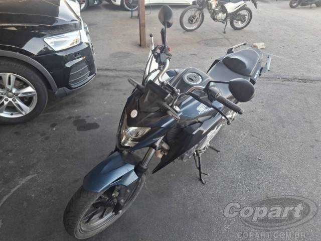 2025 HONDA CB 300F 