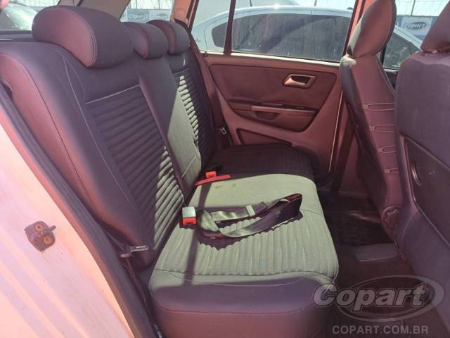 2012 VOLKSWAGEN SPACEFOX 