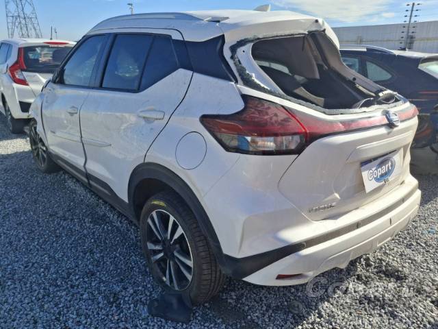 2022 NISSAN KICKS 
