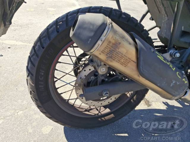 2024 ROYAL ENFIELD SCRAM 