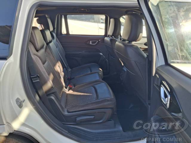 2023 JEEP COMMANDER 