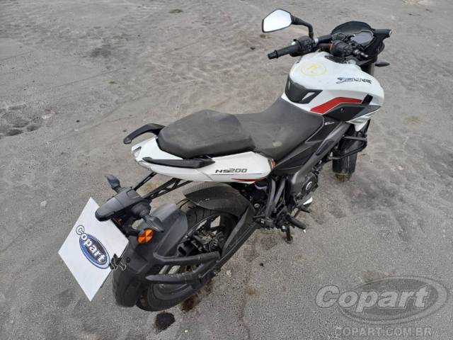 2026 BAJAJ DOMINAR 