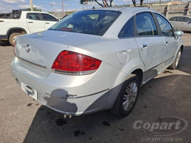 2011 FIAT LINEA 