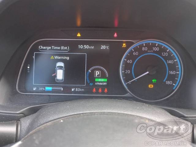 2022 NISSAN LEAF 
