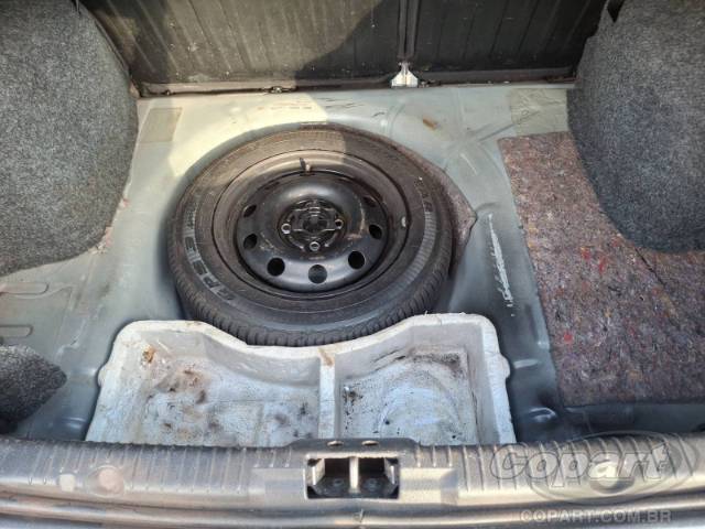 2010 FORD FIESTA SEDAN 