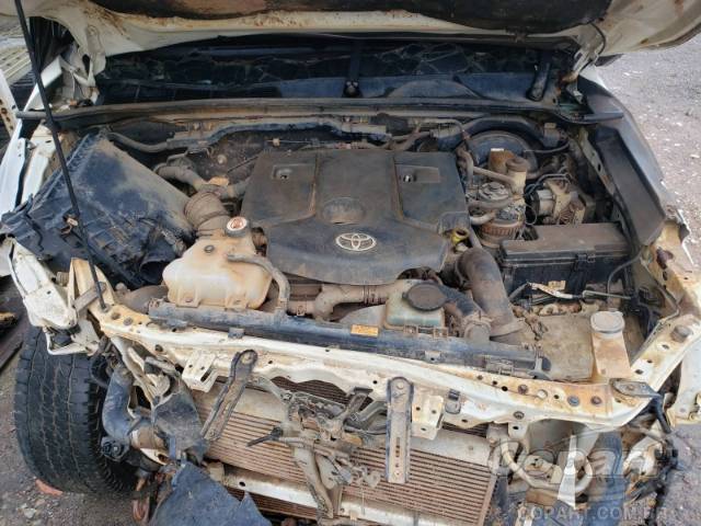 2019 TOYOTA HILUX CS 