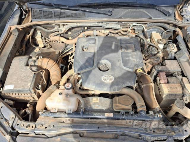 2024 TOYOTA HILUX CD 