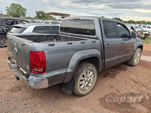 2013 VOLKSWAGEN AMAROK 