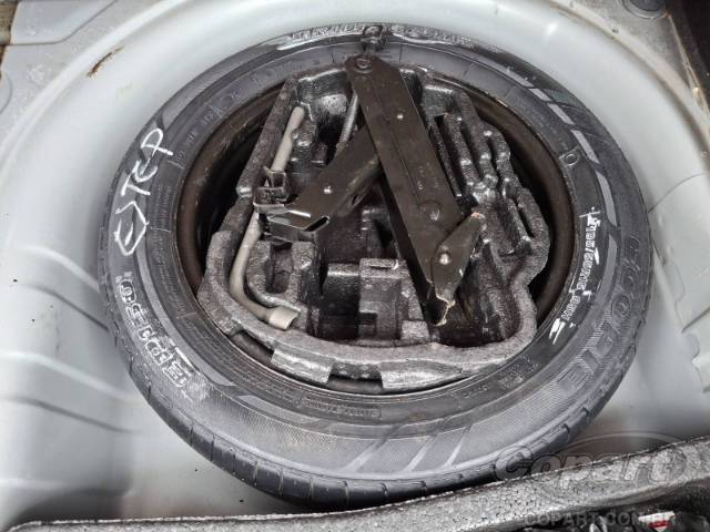 2013 VOLKSWAGEN POLO SEDAN 