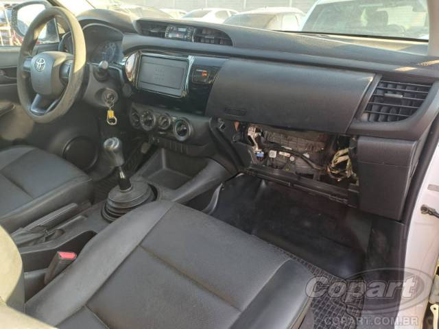 2019 TOYOTA HILUX CS 