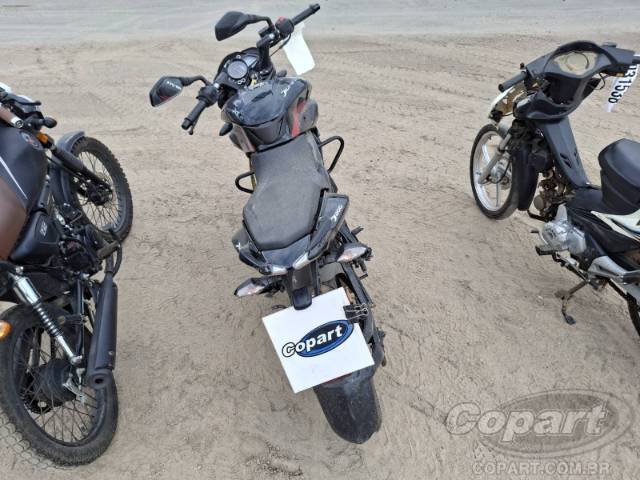 2025 BAJAJ DOMINAR 