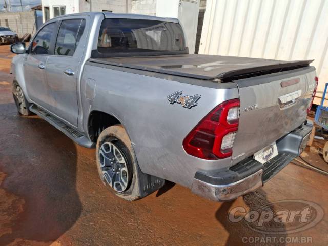 2024 TOYOTA HILUX CD 