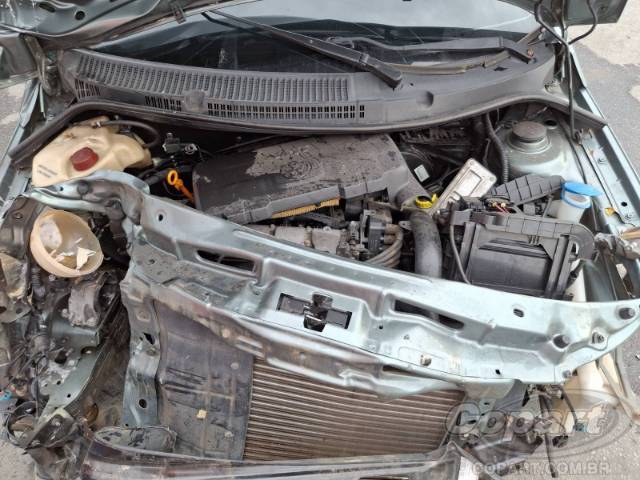 2010 VOLKSWAGEN VOYAGE 