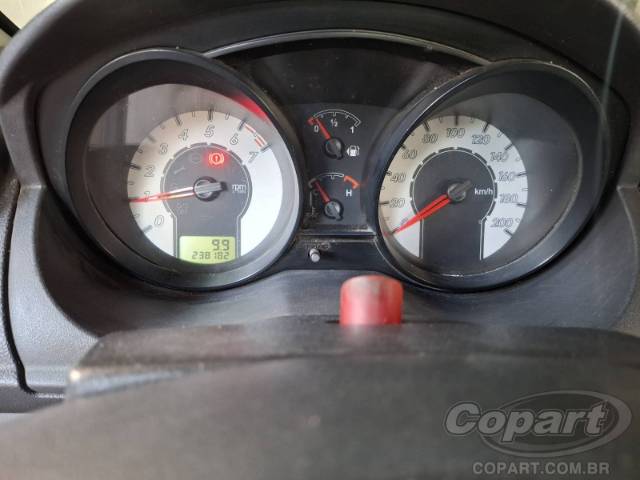 2010 FORD FIESTA SEDAN 