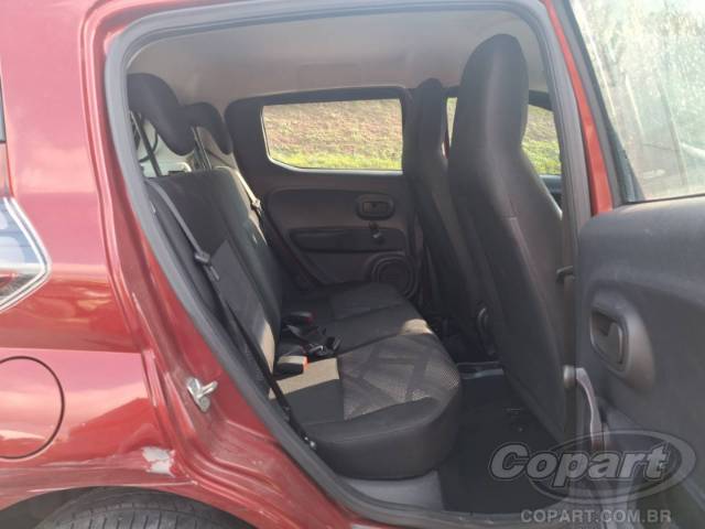 2017 FIAT MOBI 