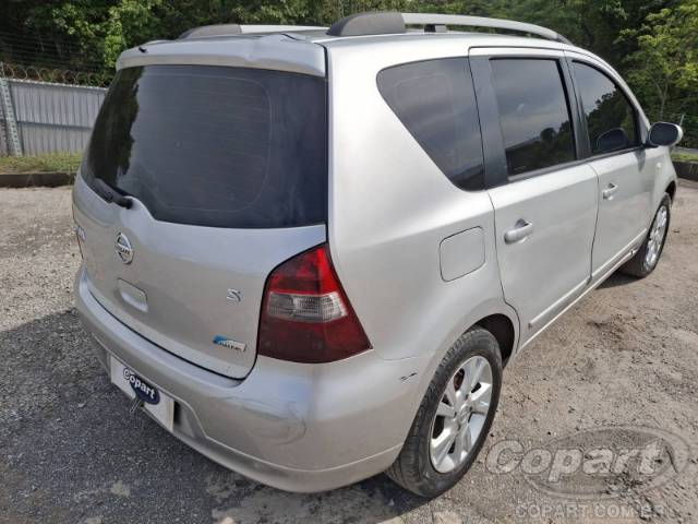 2014 NISSAN LIVINA 