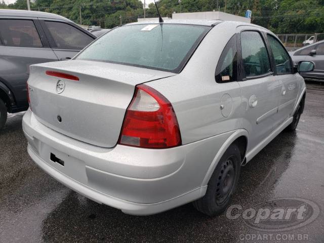 2002 CHEVROLET CORSA SEDAN 