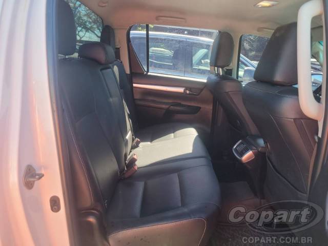 2024 TOYOTA HILUX CD 