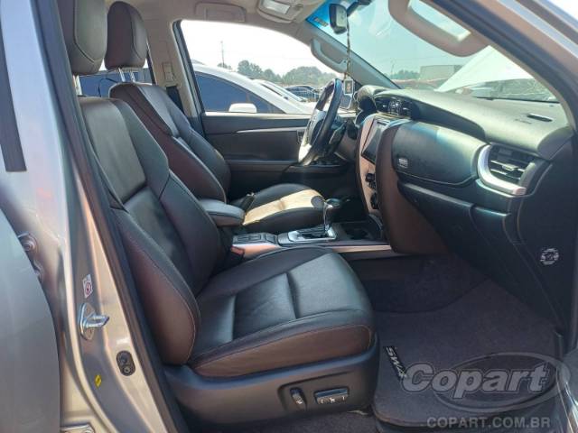 2018 TOYOTA HILUX SW4 