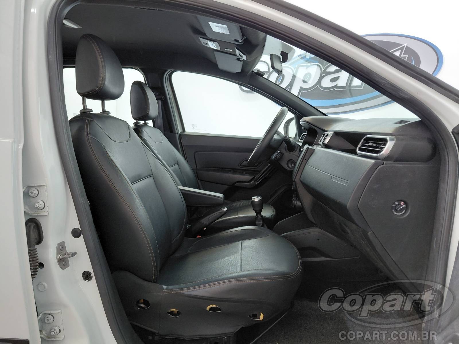 Foto 5: 2022 RENAULT DUSTER