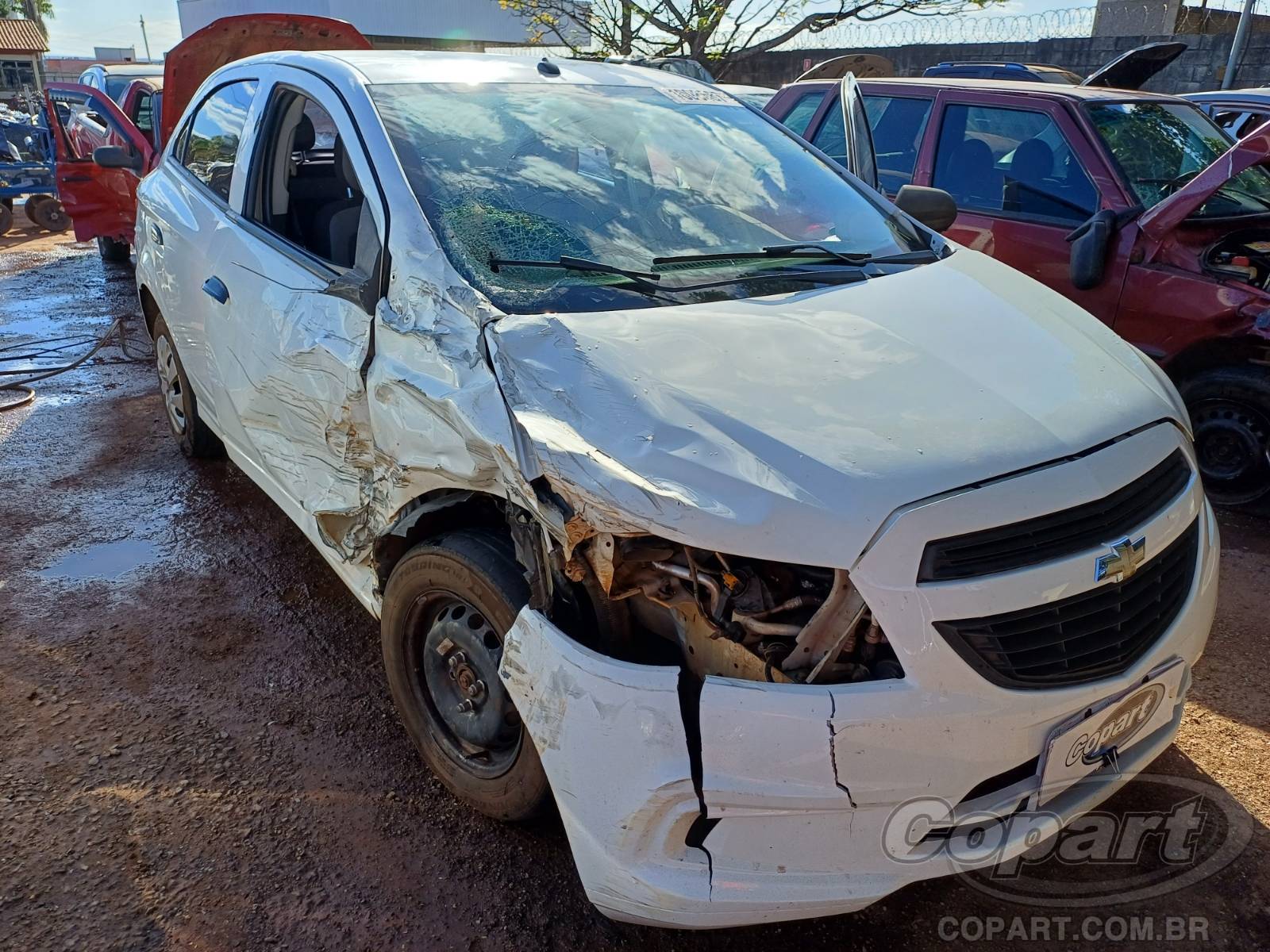 Veículo GM - Chevrolet Onix 2016 CHEVROLET ONIX LS 1.0 SPE 2016 em leilão