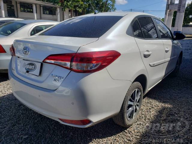 2021 TOYOTA YARIS SEDA 
