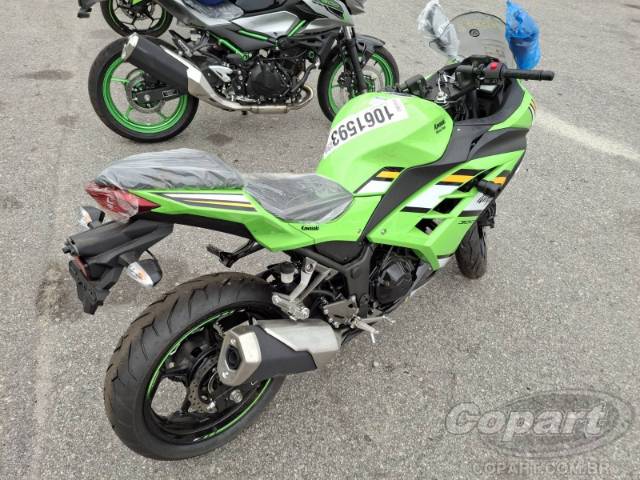 2026 KAWASAKI NINJA 300 