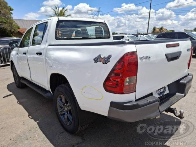 2022 TOYOTA HILUX CD 