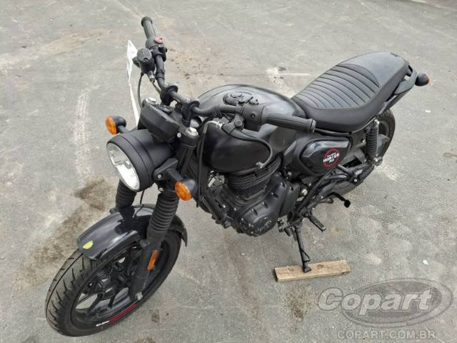 2025 ROYAL ENFIELD HUNTER 
