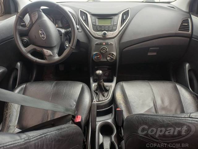 2015 HYUNDAI HB20 