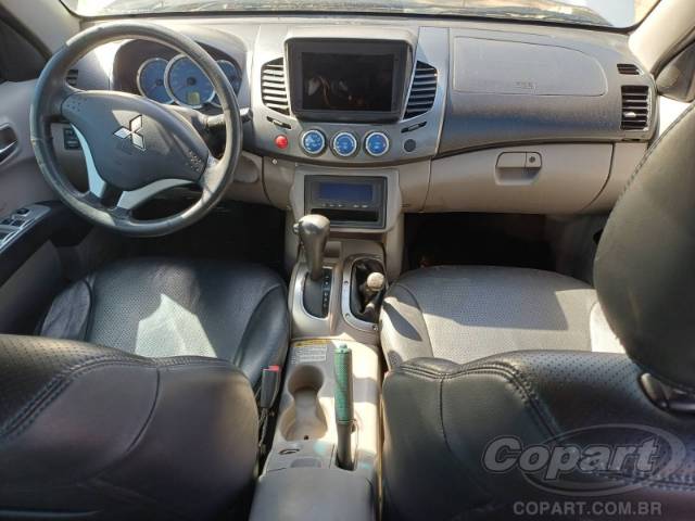 2009 MITSUBISHI L200 TRITON 