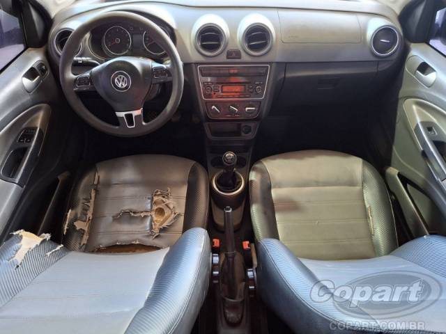 2015 VOLKSWAGEN SAVEIRO CD 