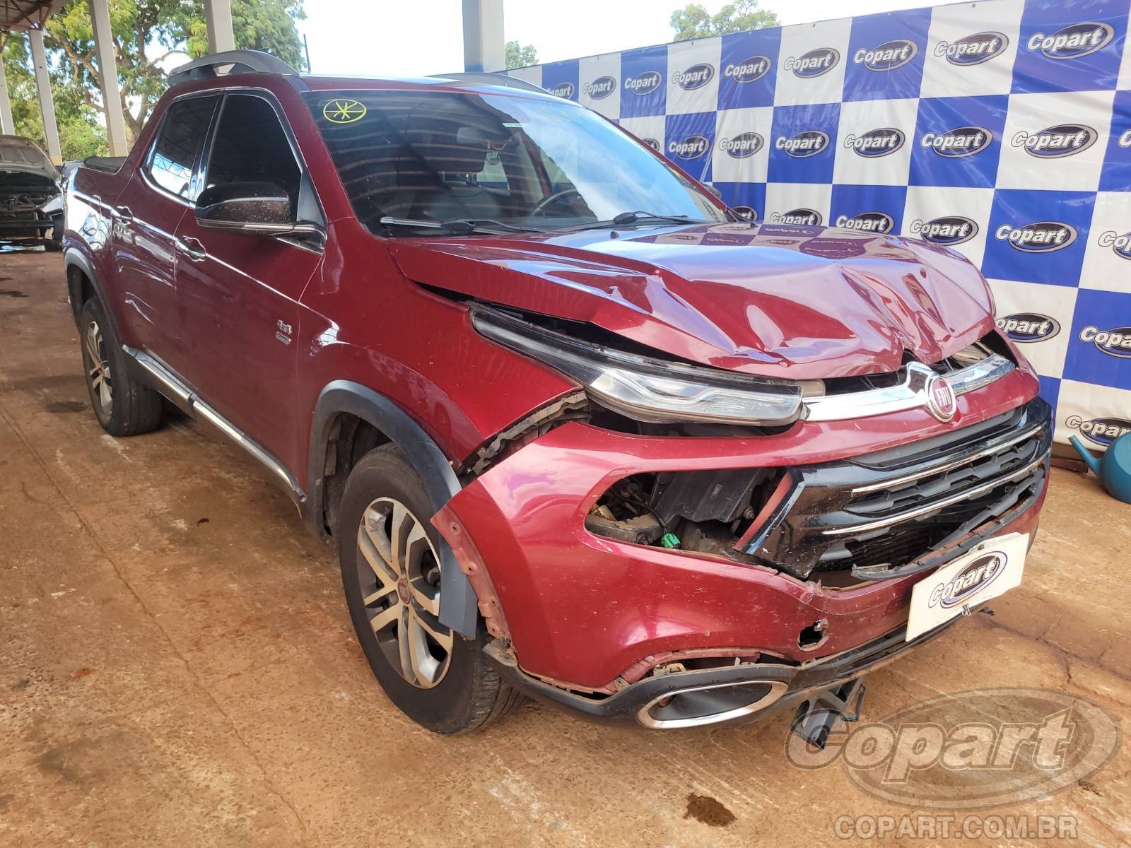 Veículo Fiat Toro Fiat Toro Volcano AT9 2.0 MultiJet Turbo 2017 2017 em leilão