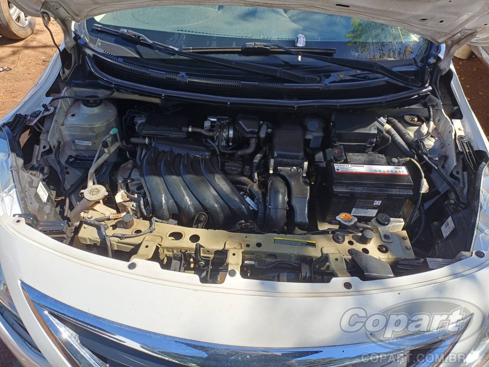 Foto 7 de 10: 2016 NISSAN VERSA