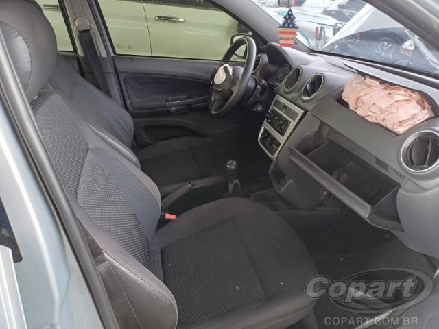 2016 VOLKSWAGEN VOYAGE 