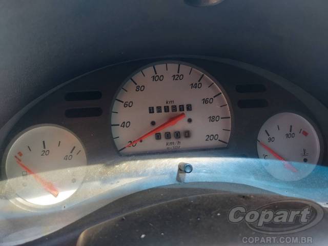 2001 CHEVROLET CORSA 