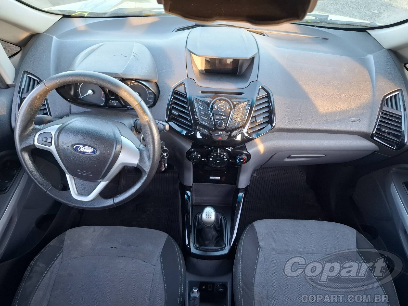 Foto 9 de 11: 2015 FORD ECOSPORT