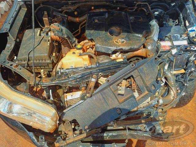 2017 TOYOTA HILUX CD 