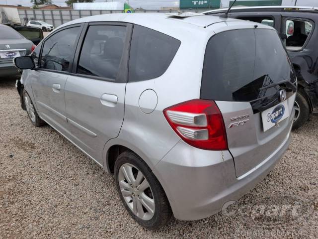 2012 HONDA FIT 