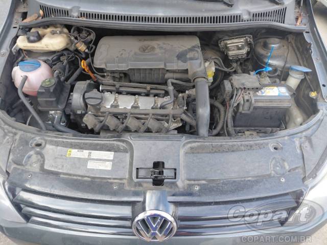 2013 VOLKSWAGEN FOX 