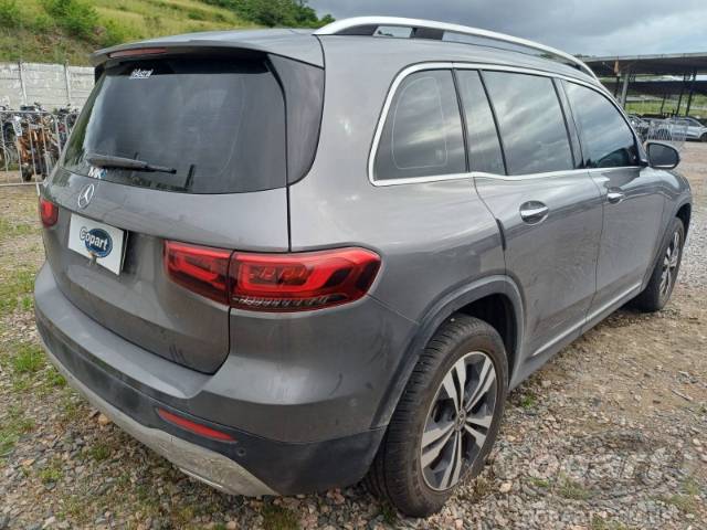 2021 MERCEDES BENZ GLB 