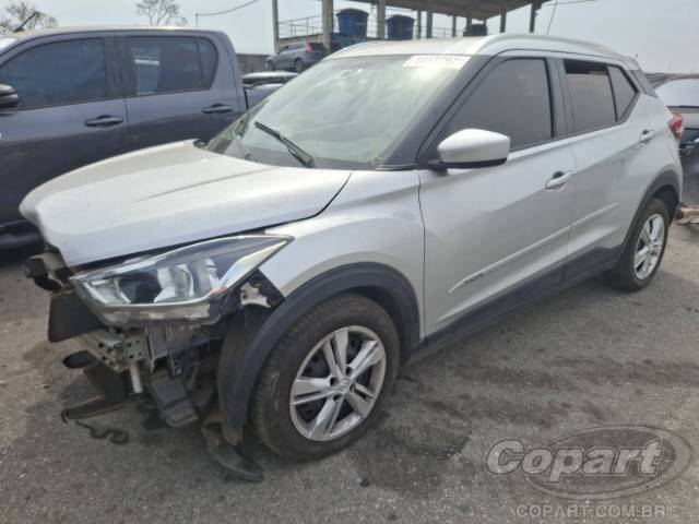 2019 NISSAN KICKS 