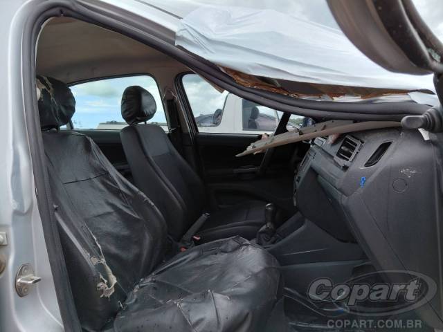 2023 VOLKSWAGEN VOYAGE 