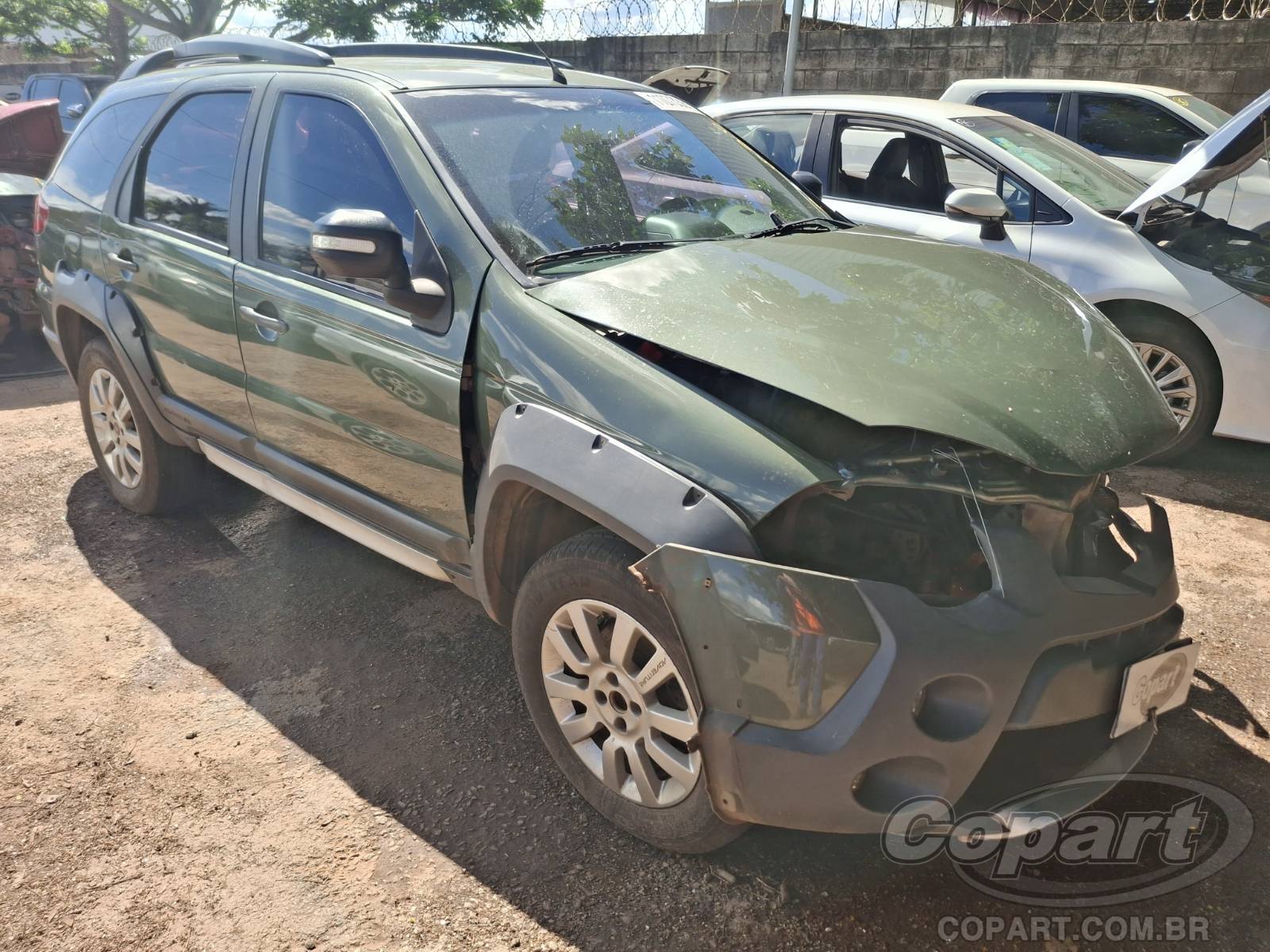 Veículo Fiat Weekend FIAT Weekend Adventure 1.8 16V E.torQ 2015 2015 em leilão